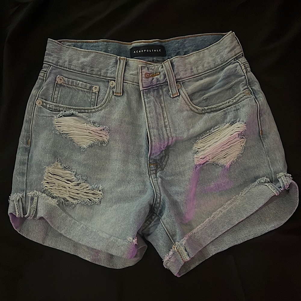 Aeropostale Jean Shorts, “Mom Short” Cut, Size 2 Lightwash